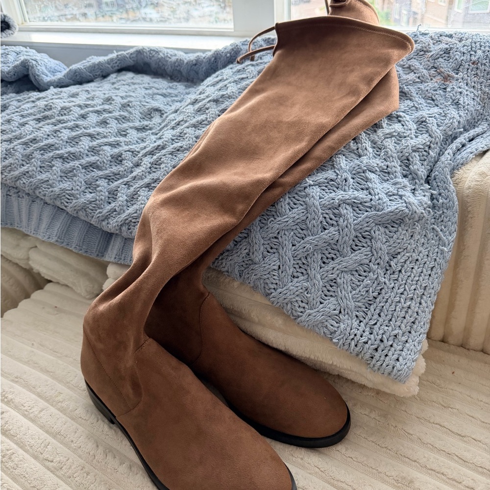 Stuart Weitzman Tall Suede Over-the-Knee Boots in Chestnut - Picture 3 of 3
